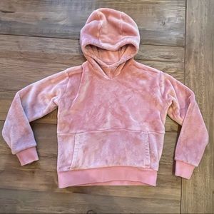 Athlete girl soft pullover size M (8-10)
